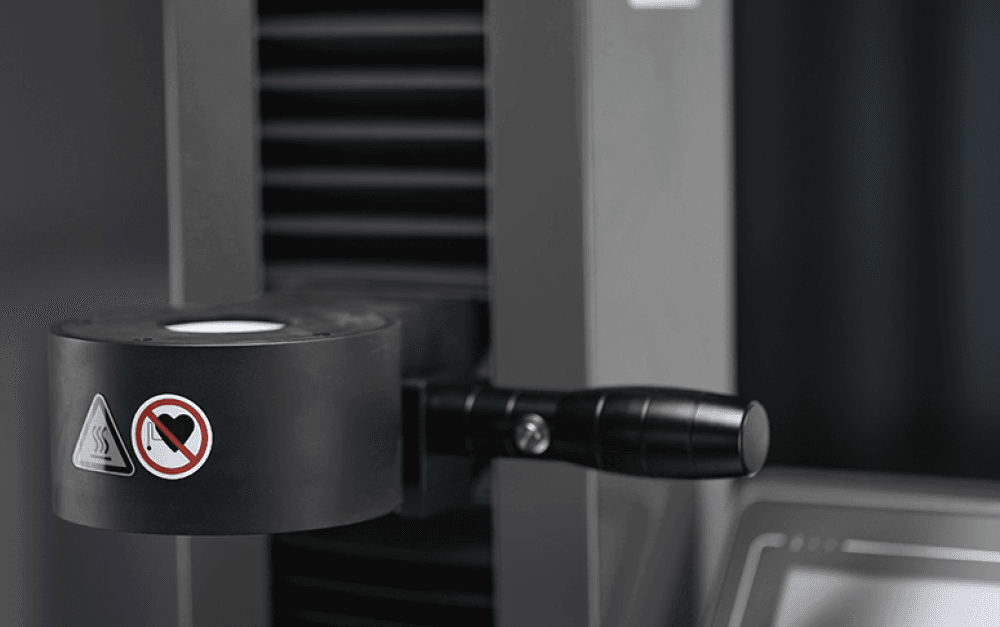 Tuscan HS-400 – Intelligent Shrink-Fit System with Integrated Air Cooling